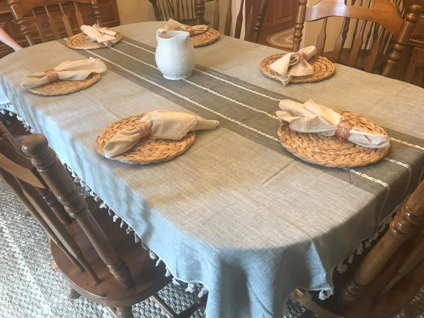 11.8'' round Woven Placemats 4Pcs Plate Chargers, Heat Resistant Non-Slip Water Hyacinth Weave Place Mats Farmhouse Straw Braided Rattan Tablemats Wicker Placemats for Dining Table Decoration