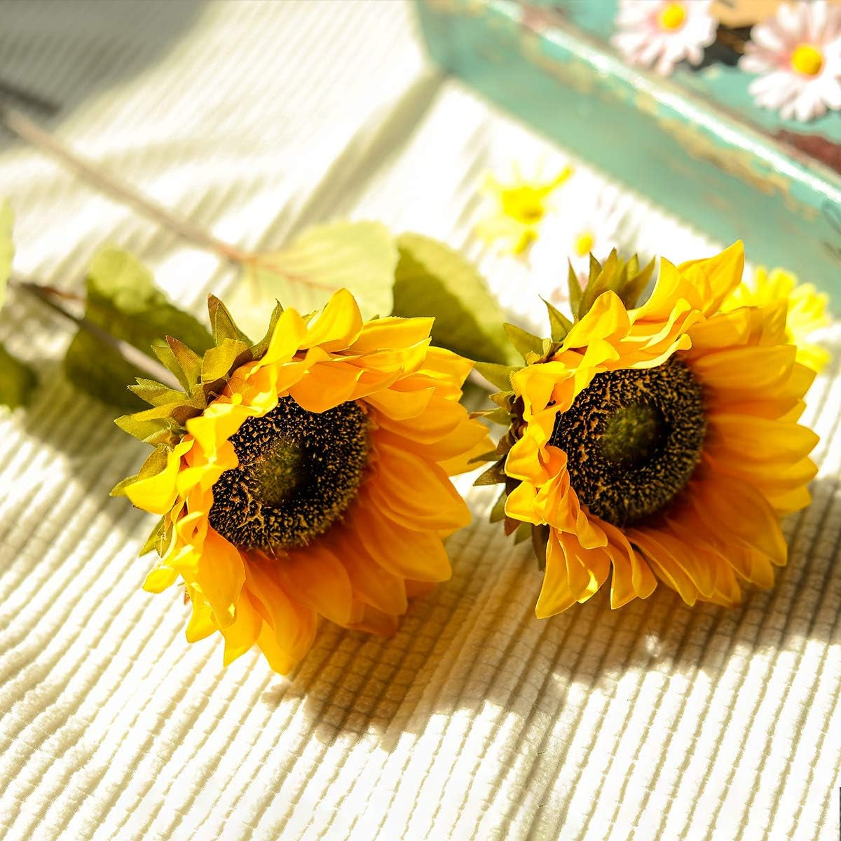 Fake Sunflowers Artificial Flowers Large Long Stems Artificial Sunflowers Bouquet 7 Pcs Faux Silk Real Touch Sunflowers for Party Centerpieces Home Decoration(Gold)