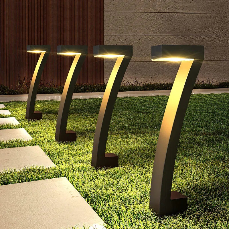 Solar Powered Integrated LED Pathway Light Pack