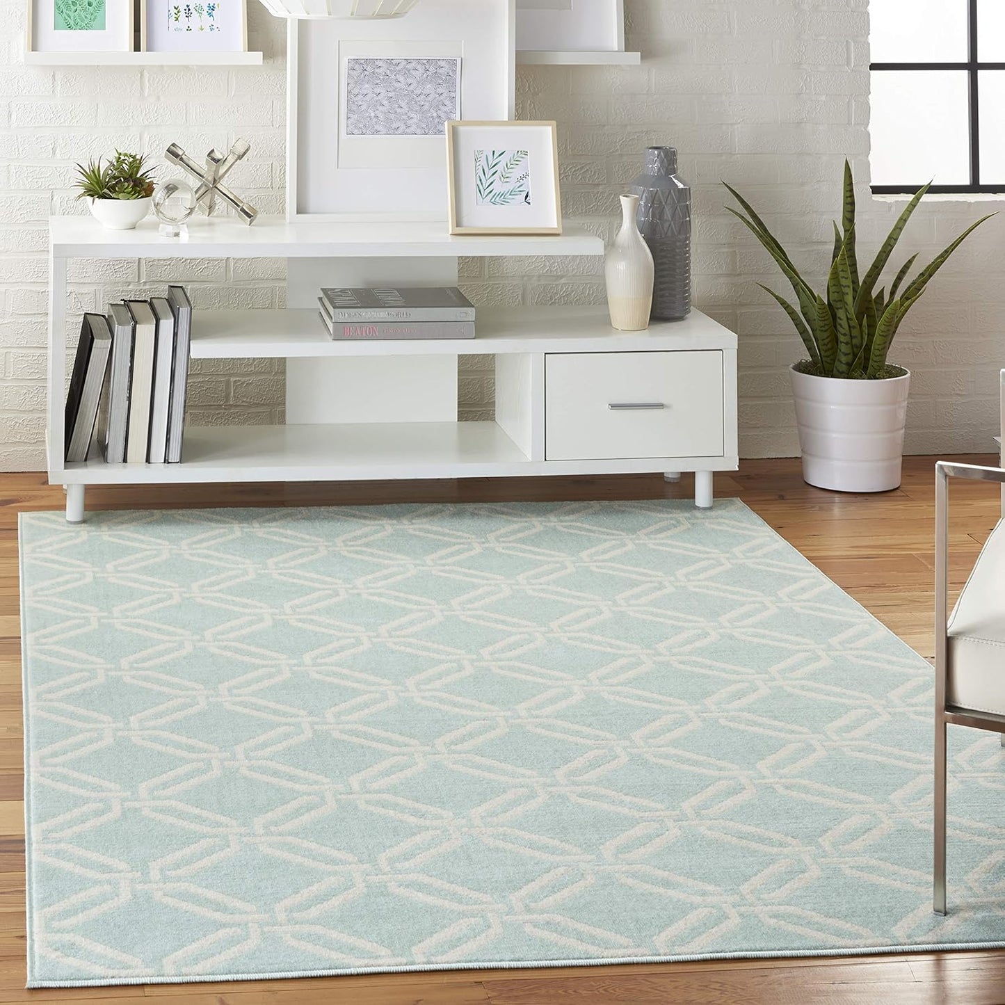 JUB17 Jubilant Retro Trellis Green Area Rug 5'3" X 7'3"