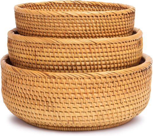 Round Wicker Baskets Handwoven Fruit and Vegetable Storage for Serving Potatoes Onions Bread Rattan Decor Basket Stackable Set 3 Fruit Holder for Kitchen Countertop Organizing Bathroom (Honey Brown)